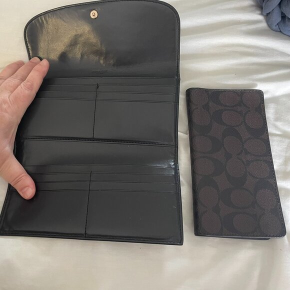 Coach Wallet - Picture 5 of 7